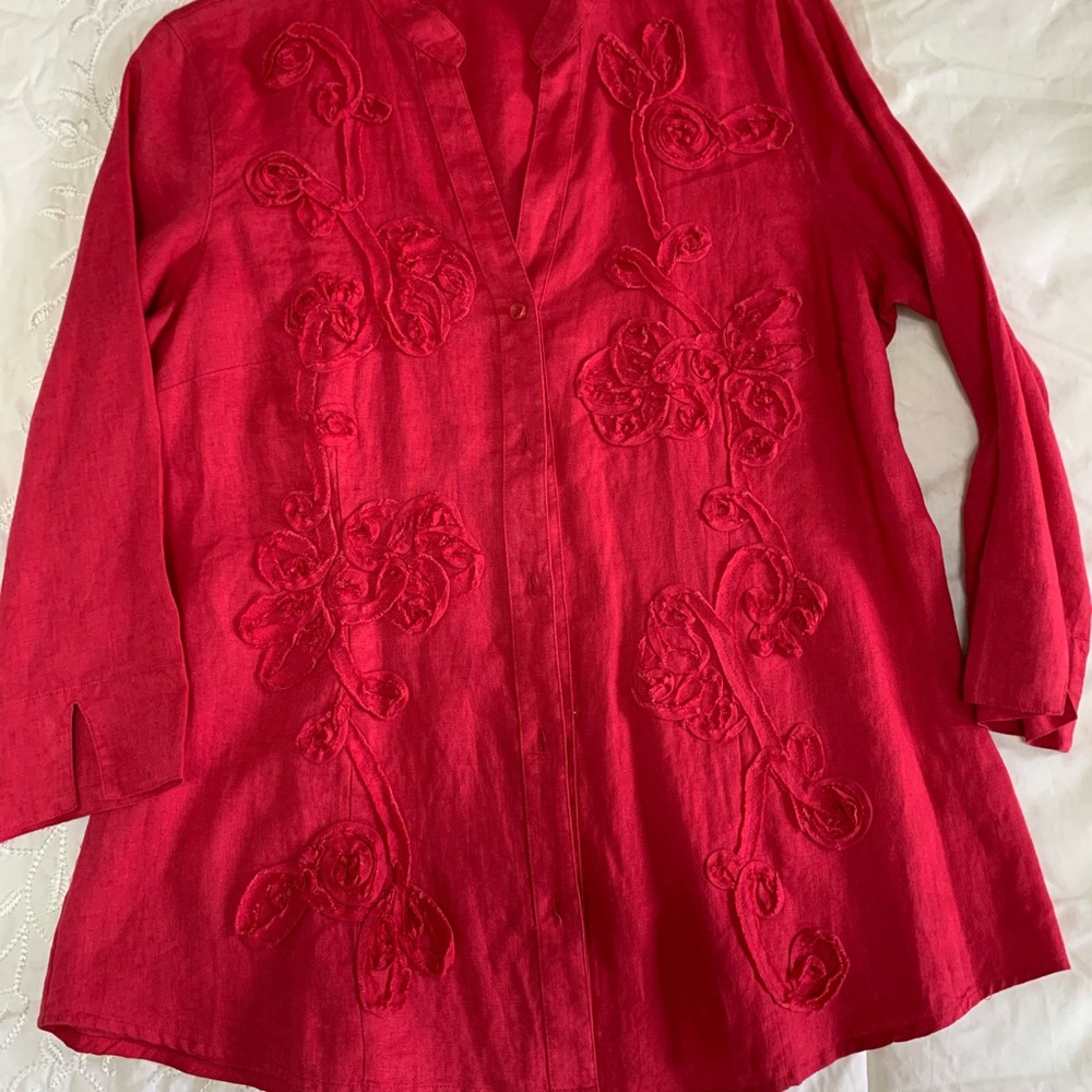 Linen Button Top - Picture 4 of 7